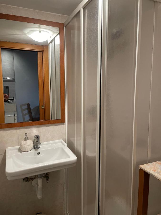 “Piccola Domus” Apartment Napoli Bagian luar foto