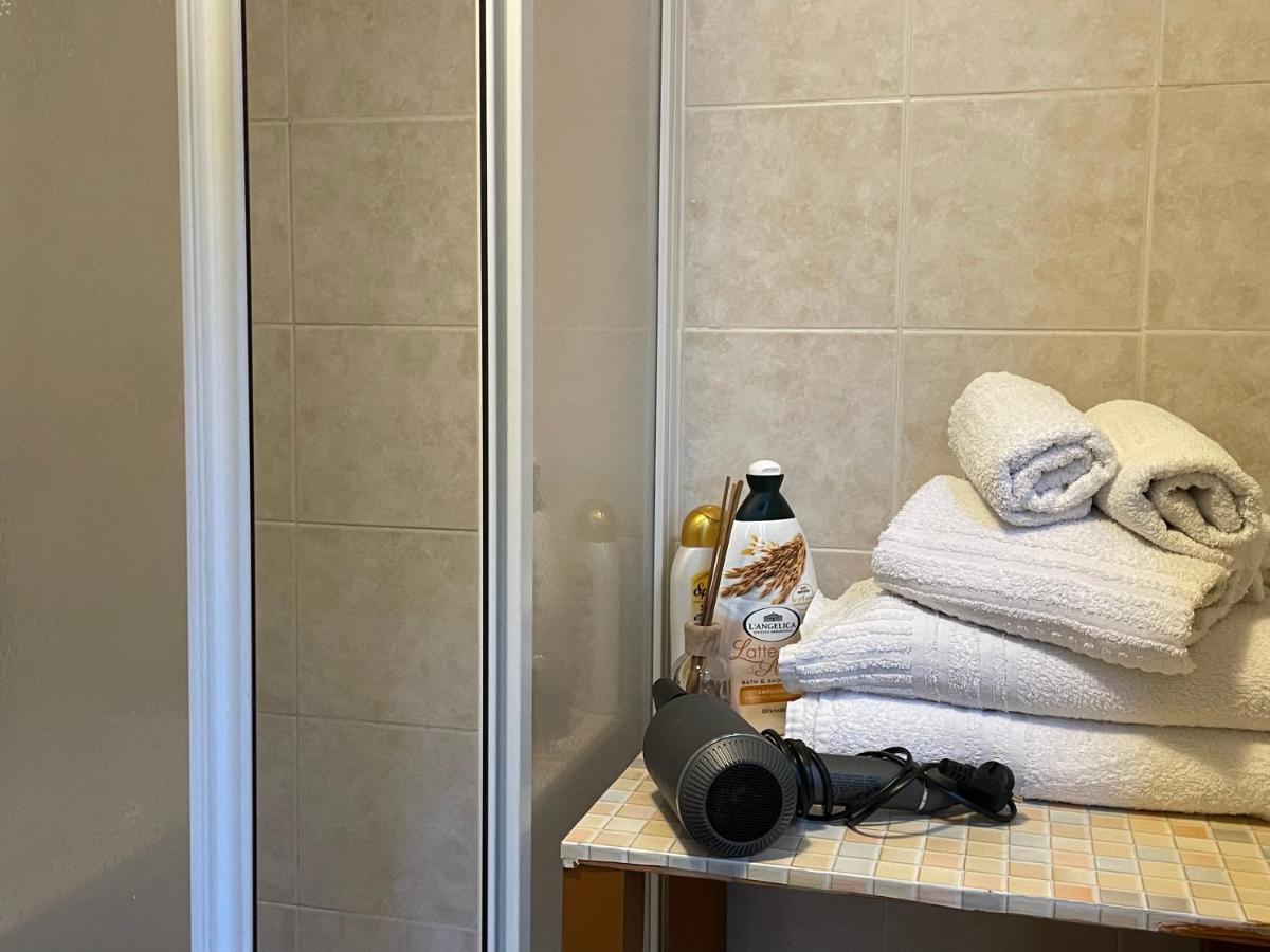 “Piccola Domus” Apartment Napoli Bagian luar foto